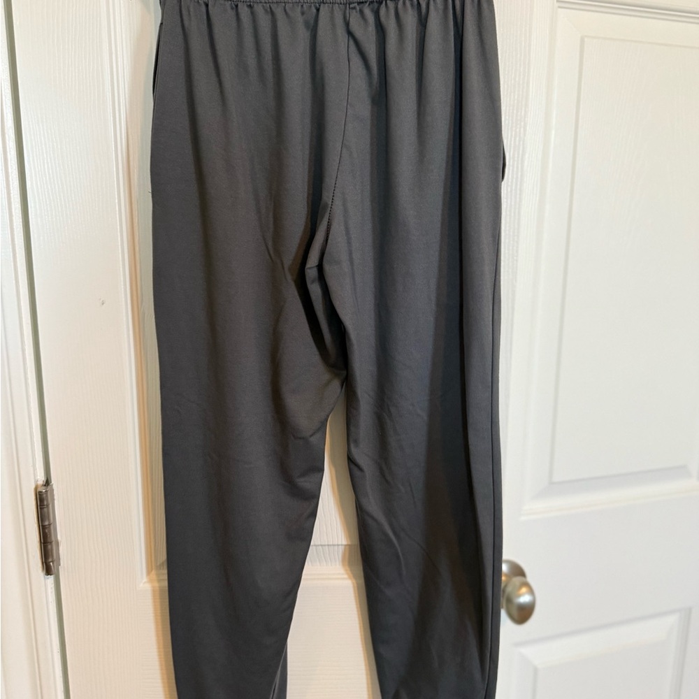 Real Essential women Dark Gray Joggers - Picture 3 of 3